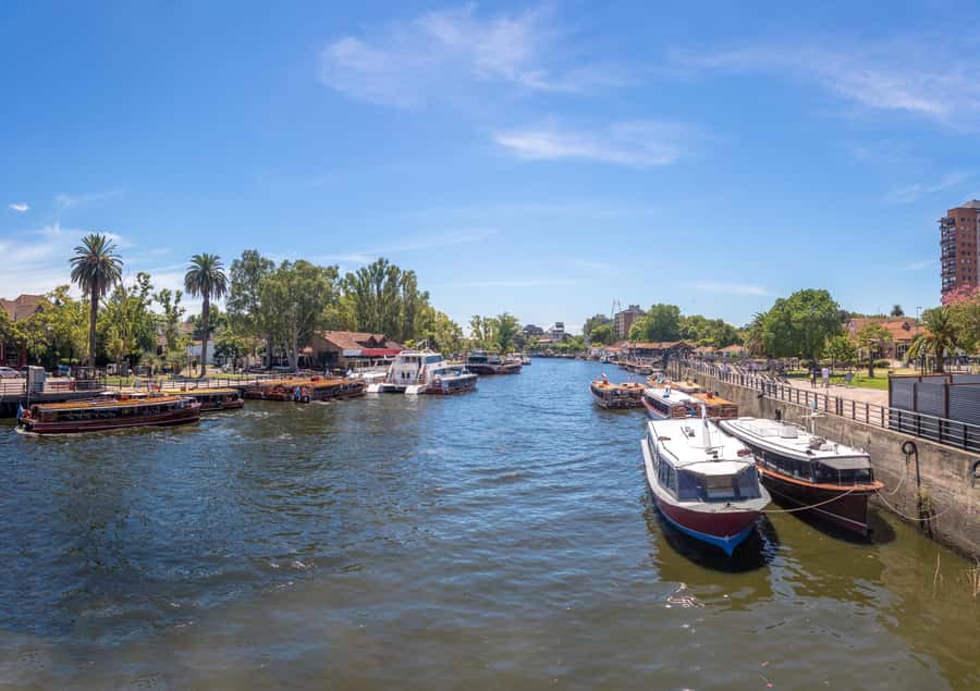 Tigre: River Delta Panoramic Boat Tour - Audioguide on a loudspeaker: how to hear the story without missing the views