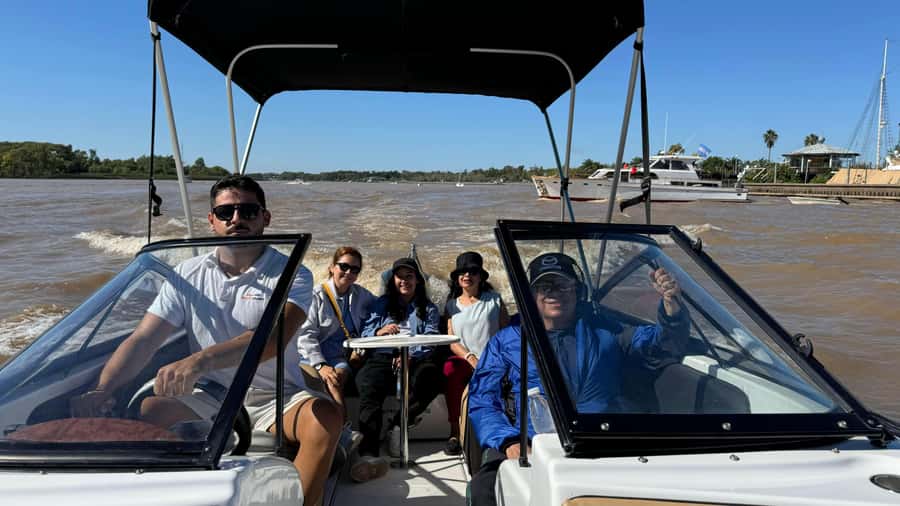 Unique Tigre and Delta Private Day Cruise Navegation - Private pickup in Buenos Aires: how the day starts strong